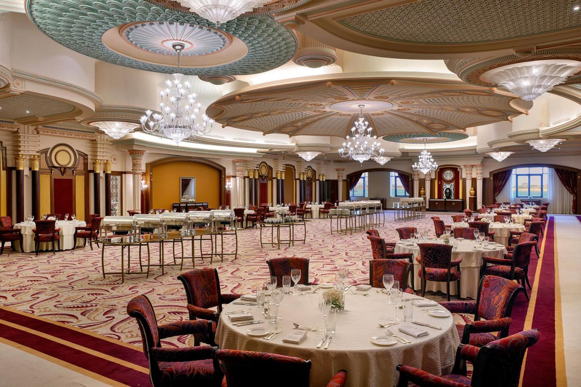 Hotel The Ritz-Carlton Džidda Exteriér fotografie The ballroom